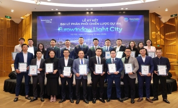 Eurowindow Holding ký kết đại lý chiến lược phân phối dự án Eurowindow Light City